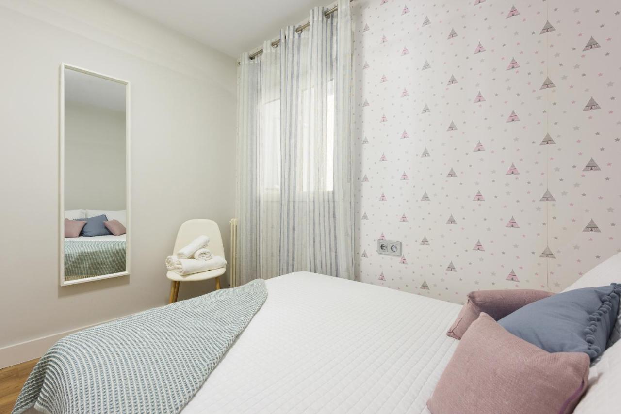 Apartamento Centrico Parking Aire Acondicionado Y Wifi غرناطة المظهر الخارجي الصورة